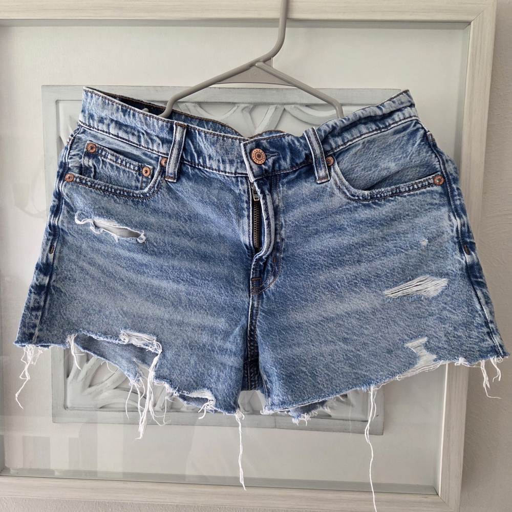 American Eagle Blue Jean Shorts Distressed Frayed Hem